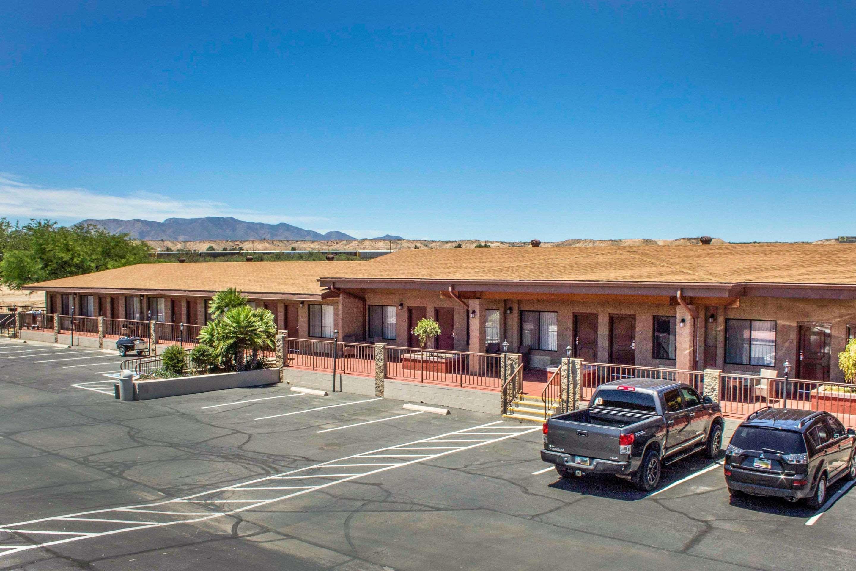 Quality Inn Benson I-10 Exit 304 Extérieur photo